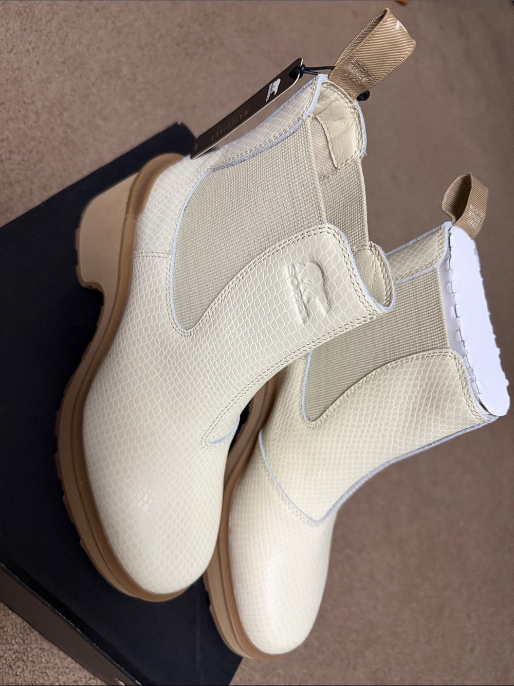 Sorel Cream & Tan Platform Chelsea Ankle Boots